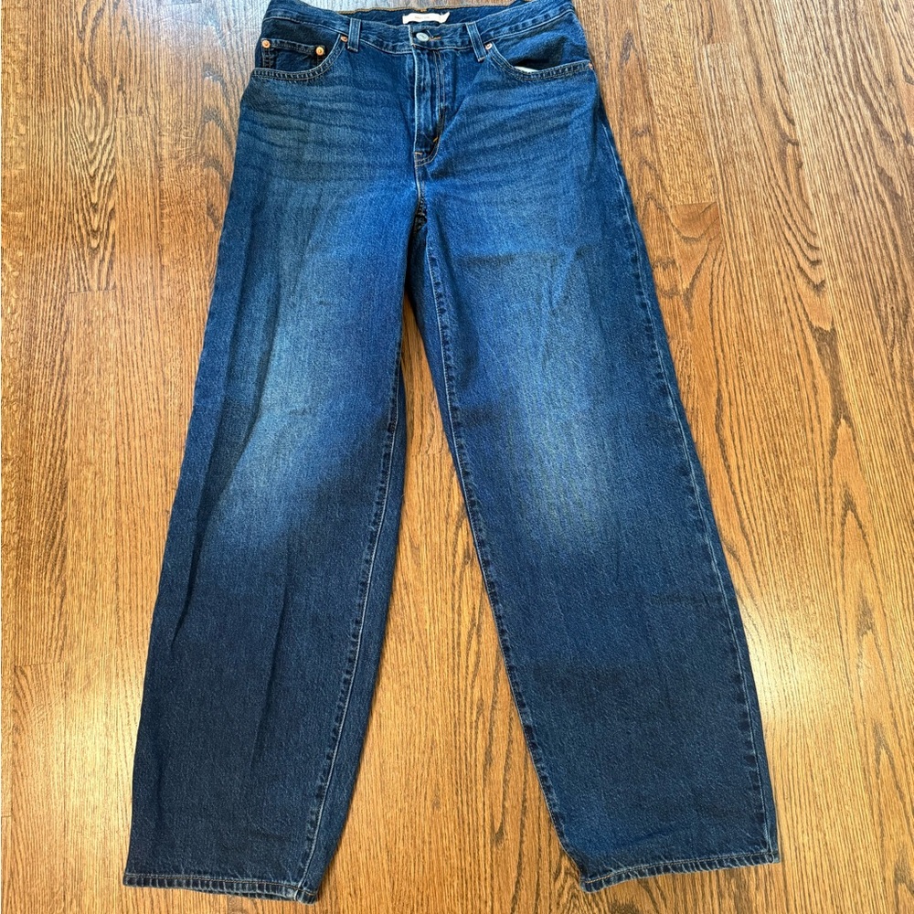 Levi’s size 28 Baggy Dad Jeans